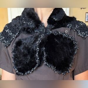 Elegant Black Faux Fur Collar